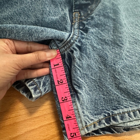 Zara - High-waisted Mom Jean Shorts - size 8 - Picture 8 of 8